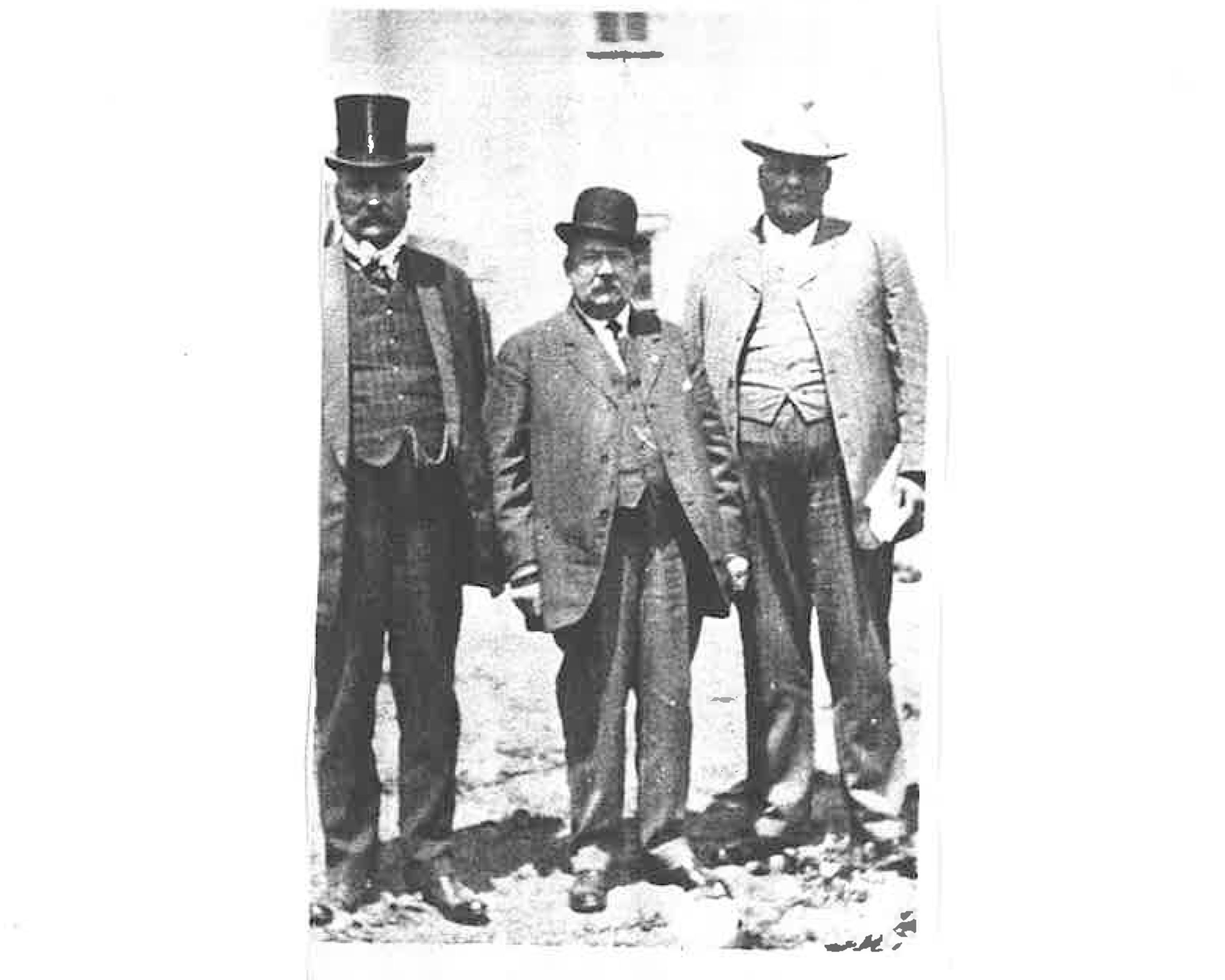 One of the few photos showing William Preston Hall (left) with Ed. L. Brannan and Bert McCain behind the big barn in about 1915.
